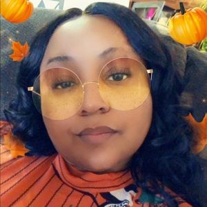 Meet your Posher, Tonya